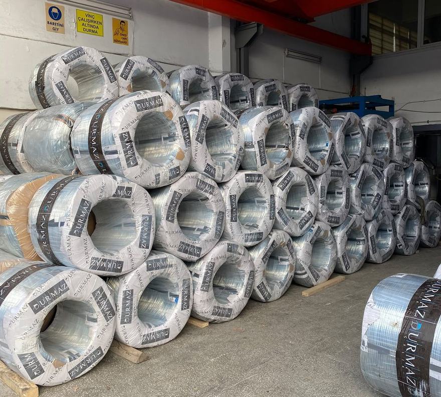 Galvanizli tel ruloları